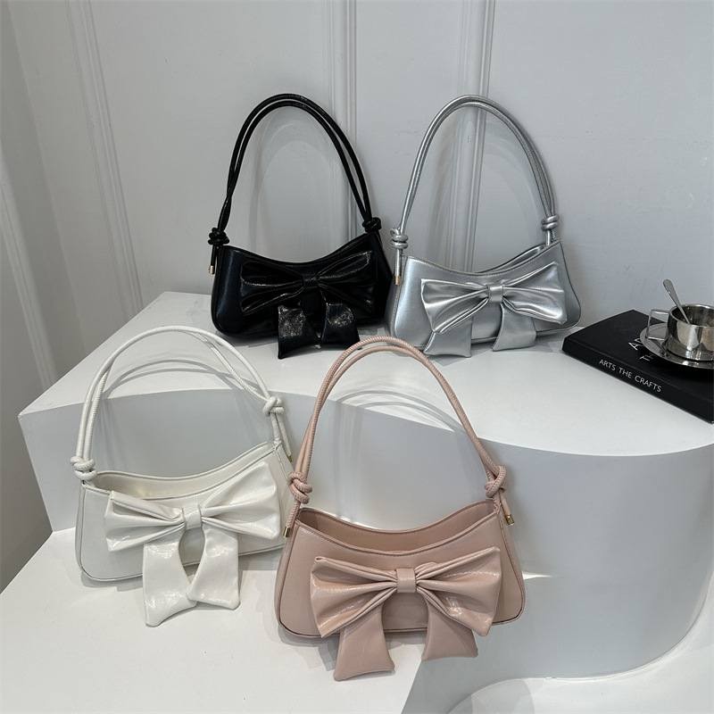 স্টাইলিশ বো ডিজাইন লেডিস হ্যান্ডব্যাগ – ফ্যাশনেবল পার্টি ও ক্যাজুয়াল ব্যাগ